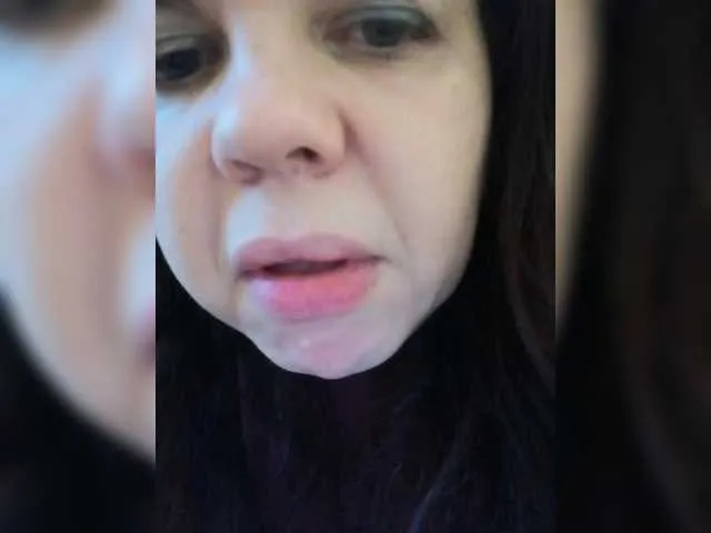 Offline SweetDimond5 on BongaCams