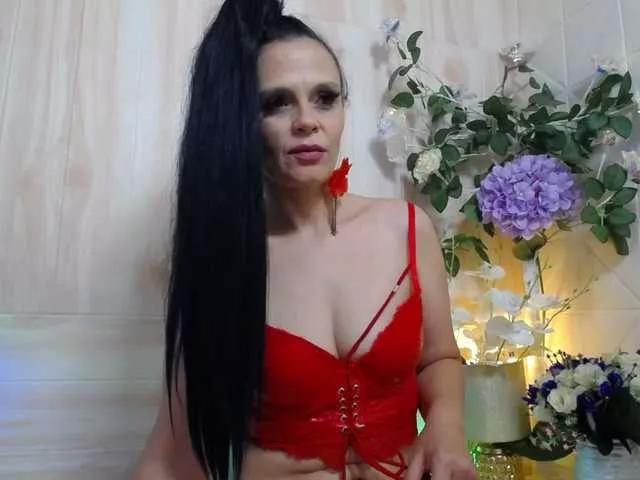 Sweeteest-Julie from BongaCams