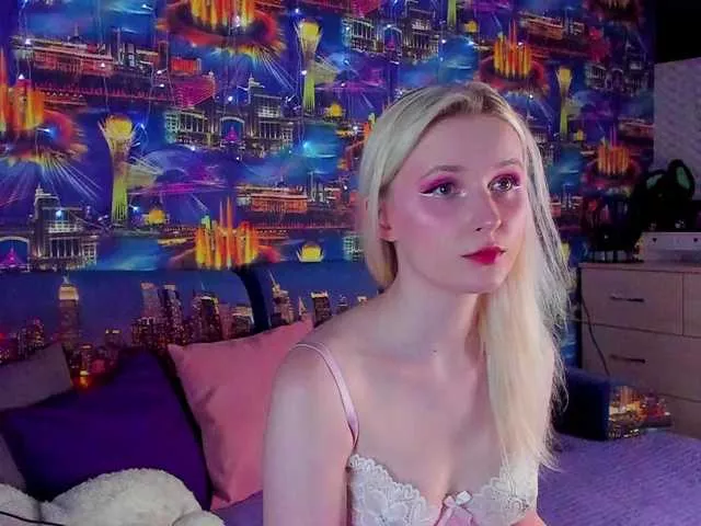 Offline sweeteRose on BongaCams