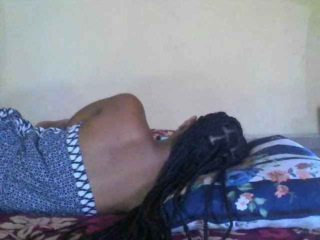 Sweetiepop from BongaCams
