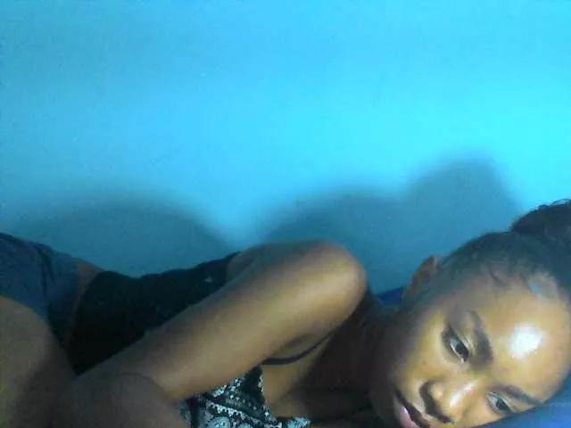 Sweetiepop from BongaCams