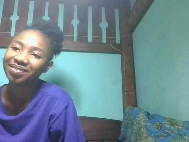 Sweetiepop from BongaCams