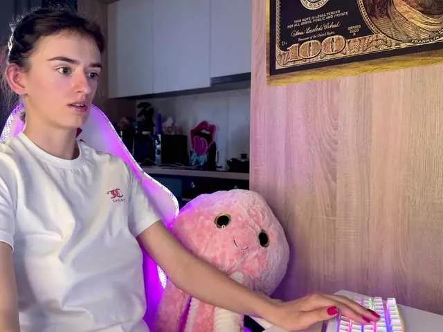 SweetieTati from BongaCams