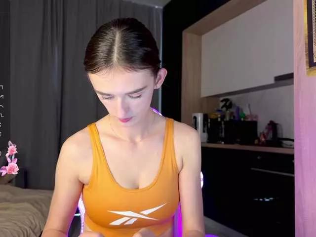 SweetieTati from BongaCams