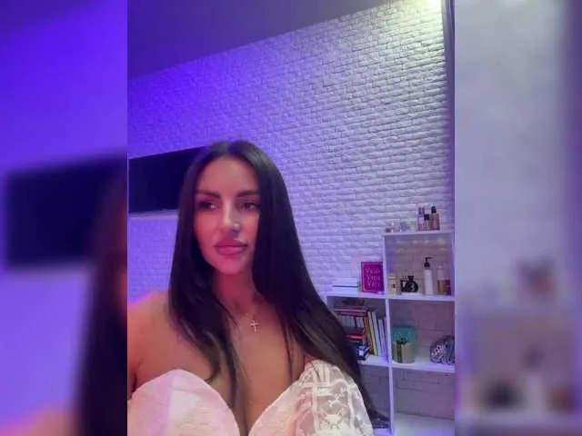 Offline sweetkira25 on BongaCams