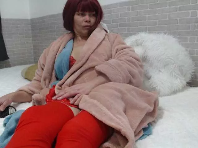 Offline sweetmaju on BongaCams