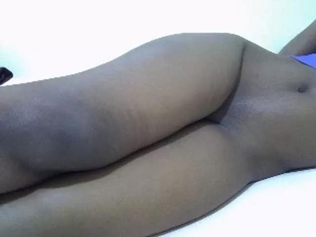 Sweetnana01 from BongaCams