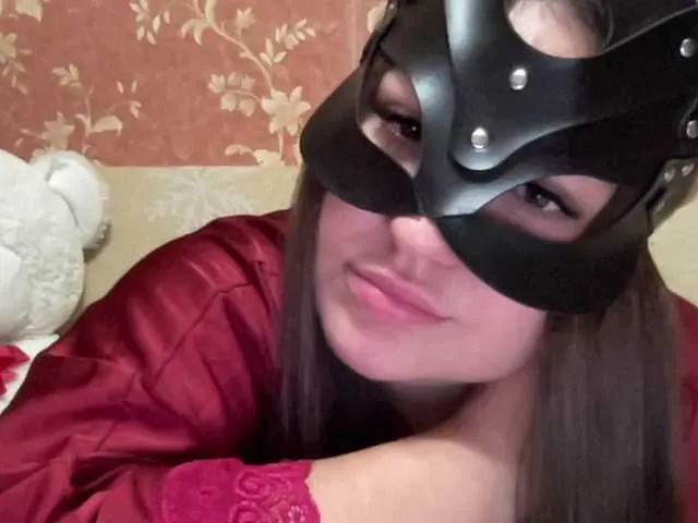 Offline SweetStrawberry1 on BongaCams