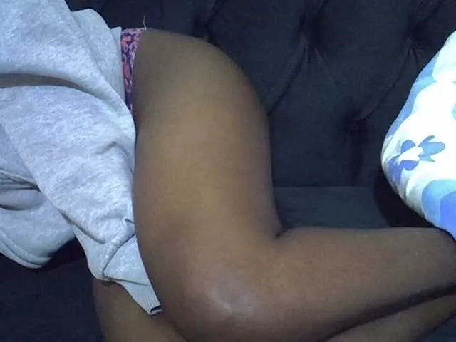 Offline Sweetvine on BongaCams