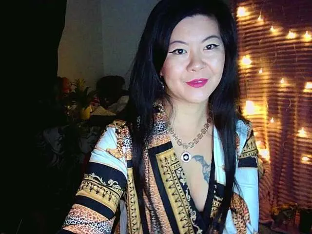 Offline SweetyLaura on BongaCams