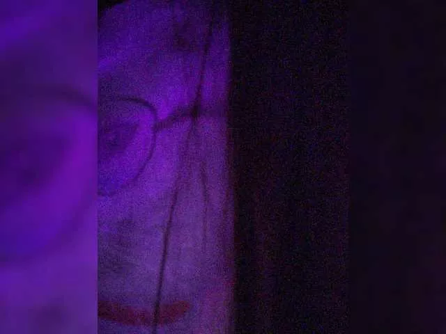 Offline Taliswoman on BongaCams