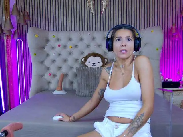 Freechat TastyShow on BongaCams