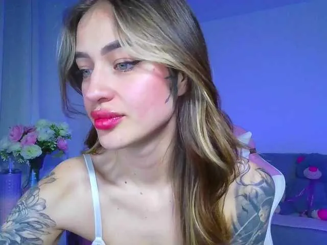 Offline TaylorKnapp on BongaCams