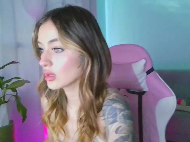 Offline TaylorKnapp on BongaCams