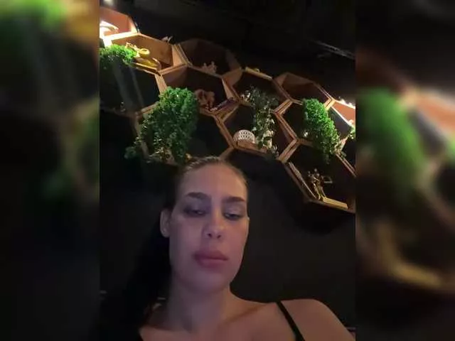 Offline Teossa- on BongaCams