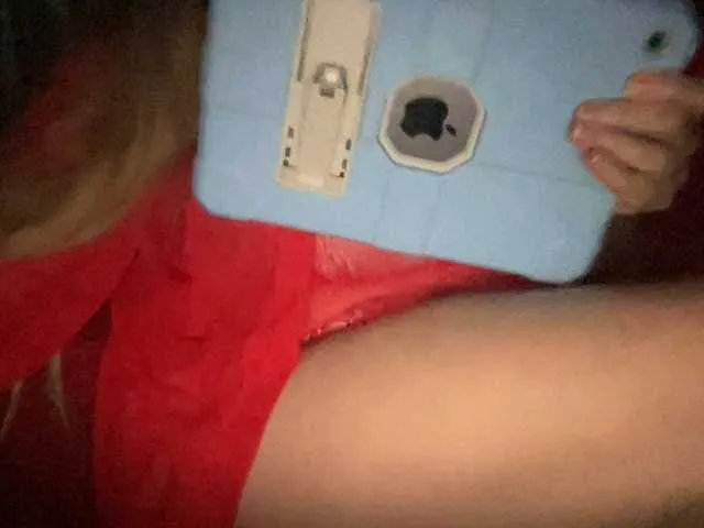 Offline TexasMommy on BongaCams