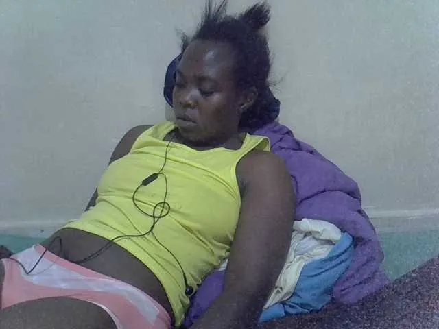 Freechat Thirstypussy on BongaCams