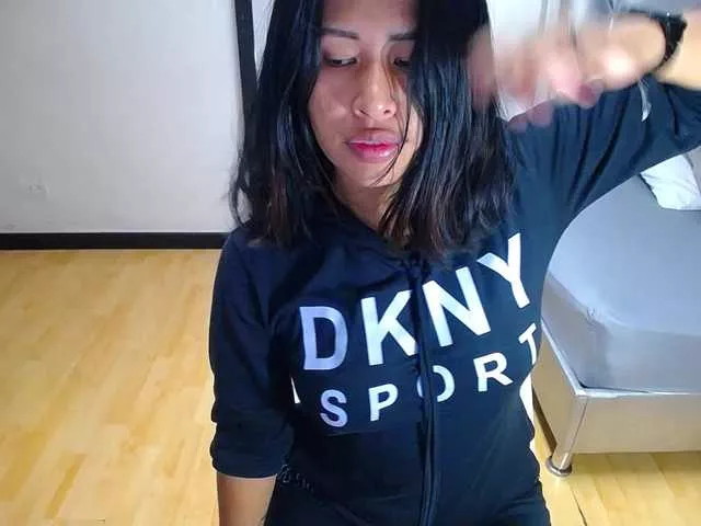 Offline tiny-veronica on BongaCams