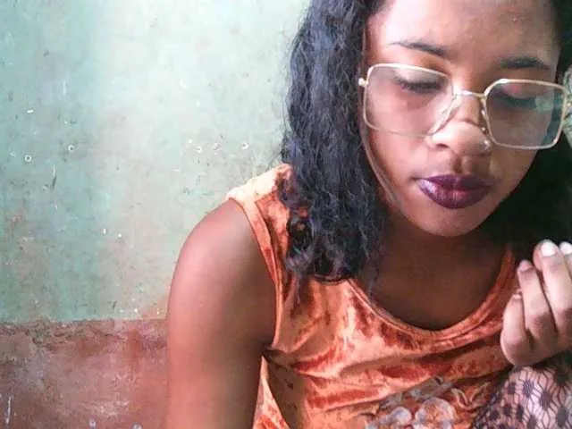 Offline TriciaBella on BongaCams