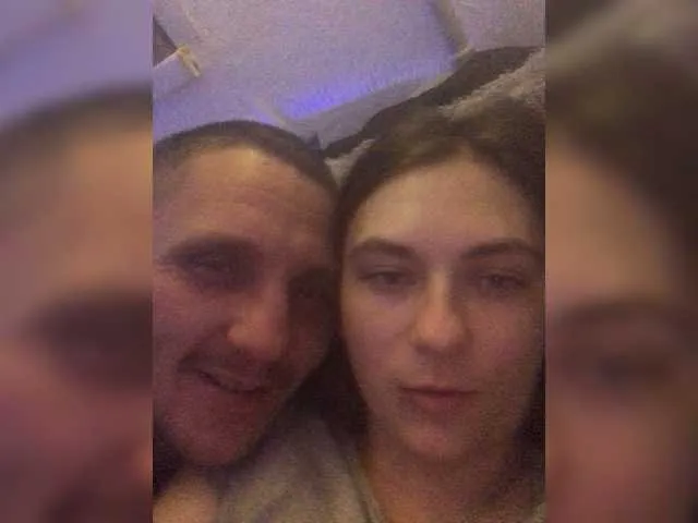 Offline Twolatte1520 on BongaCams