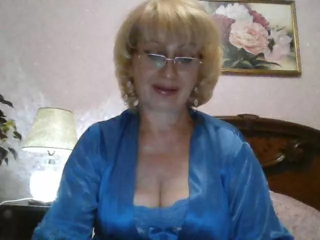 Ur-Mami on BongaCams