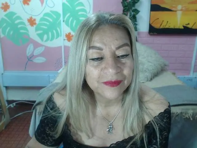 Freechat valeria-sexy on BongaCams