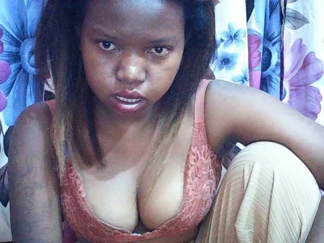 Offline valeria223 on BongaCams