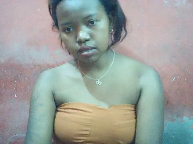 Offline valeria223 on BongaCams