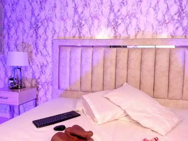 Offline Valeska on BongaCams