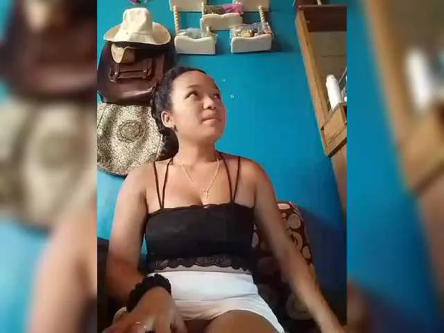 Offline Vaninah on BongaCams