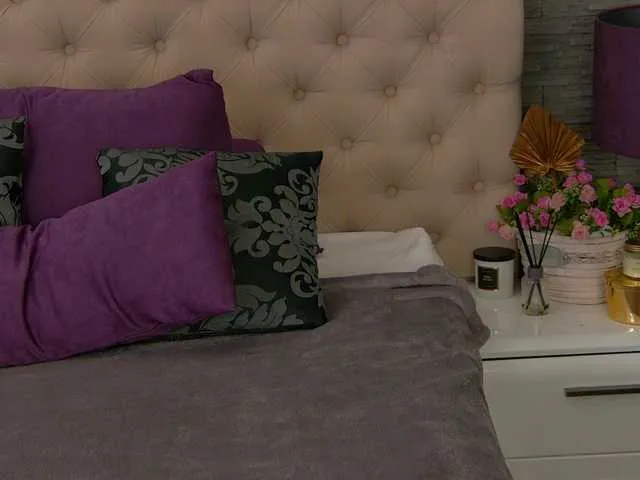 Offline VannyFoxx on BongaCams