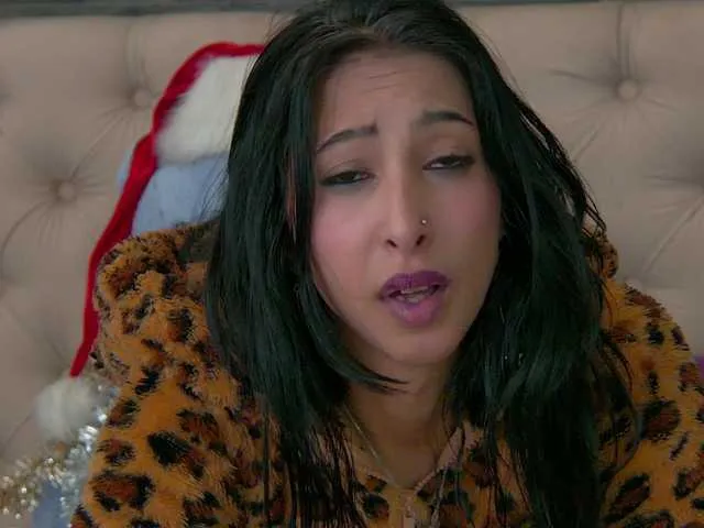 Offline VannyFoxx on BongaCams