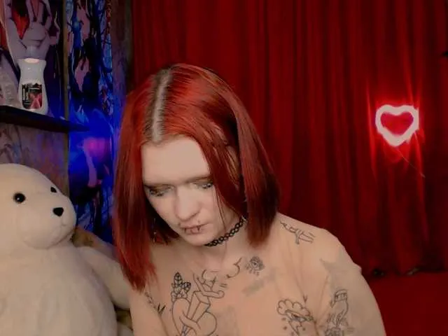 Offline Velvet-and-Venom on BongaCams