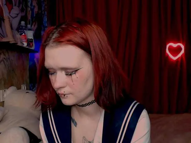 Offline Velvet-and-Venom on BongaCams