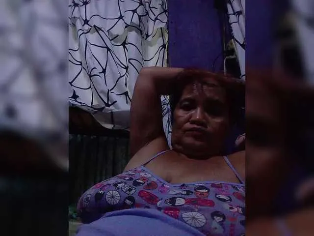 Offline VelvetRose1 on BongaCams