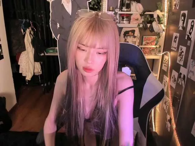 Freechat Velvetsky on BongaCams