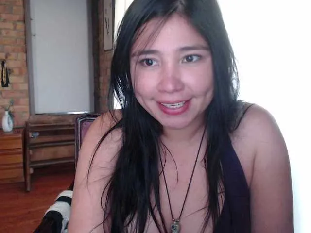 Offline venus99 on BongaCams