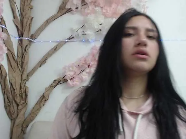 Offline VeronicaLewis on BongaCams