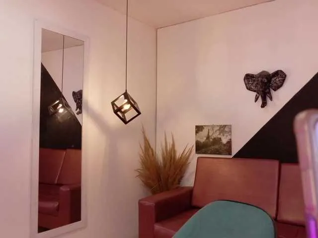 Offline VeronicaLewis on BongaCams