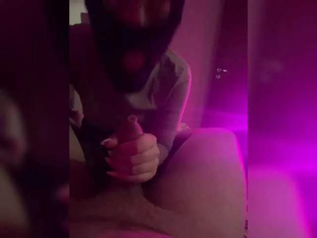 Offline Vezyn4ik on BongaCams