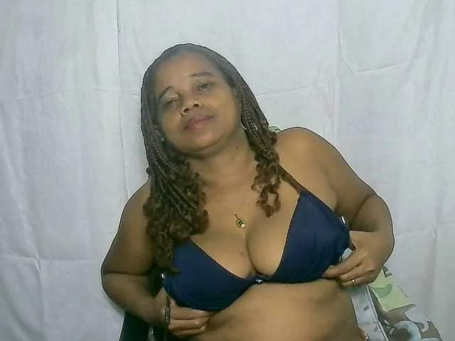 Offline Vicky20a on BongaCams