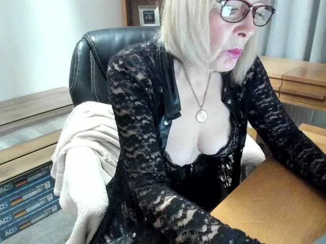 Offline Victoria68xx on BongaCams