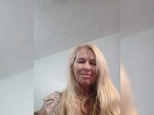 Offline victoria71 on BongaCams