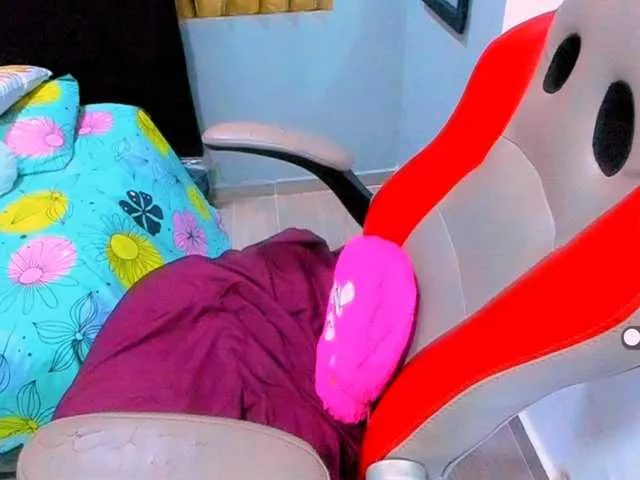 Offline VictoriaLove on BongaCams