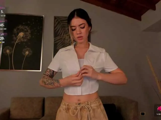 Freechat ViolettHansson on BongaCams