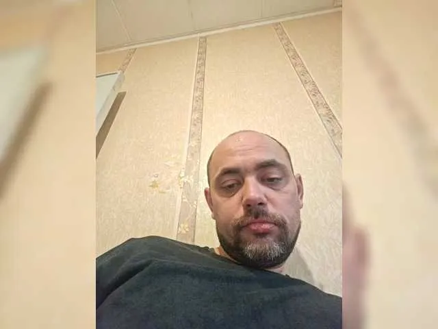 Offline Vitya2108 on BongaCams