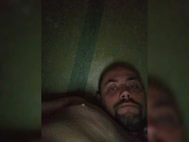 Offline Vitya2108 on BongaCams