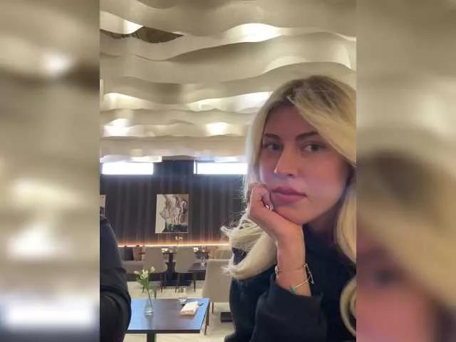 Vivinumero3 from BongaCams
