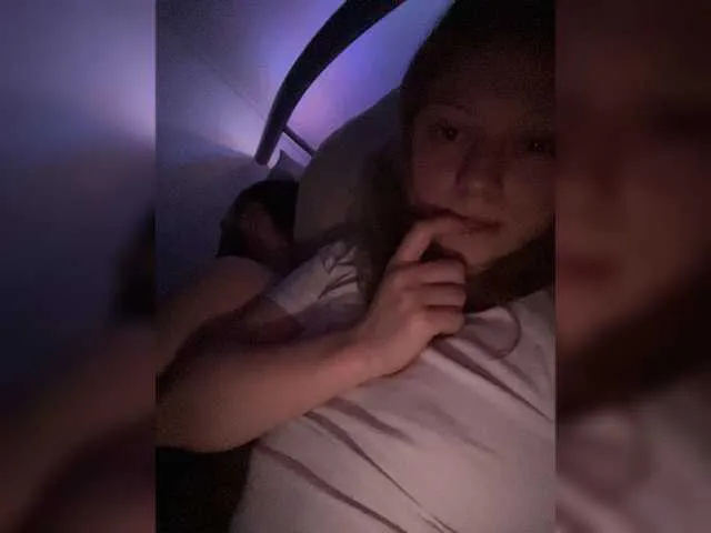 Offline VixyVee on BongaCams