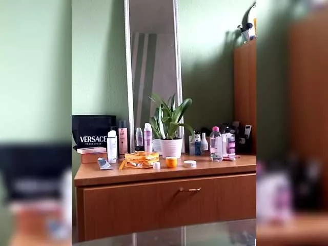 Offline xxxharmonyyy on BongaCams